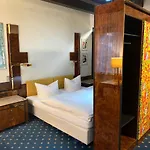 Otel Smarthotel 2*