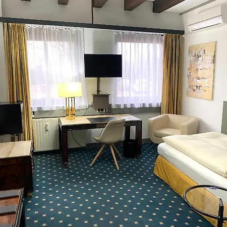 英格海姆精致酒店 酒店