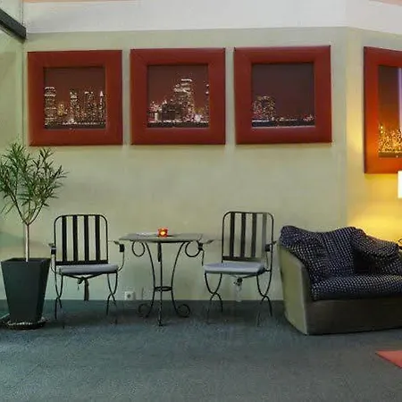 Smarthotel 인겔하임암라인