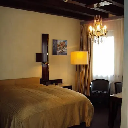 Smarthotel 인겔하임암라인